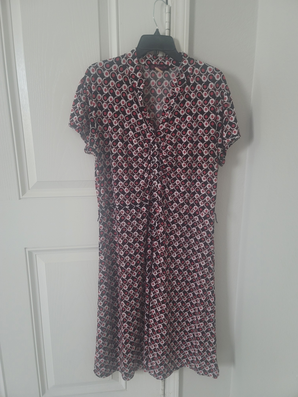 Volume Ine Midi Dress with Black and Pink Circle Print
